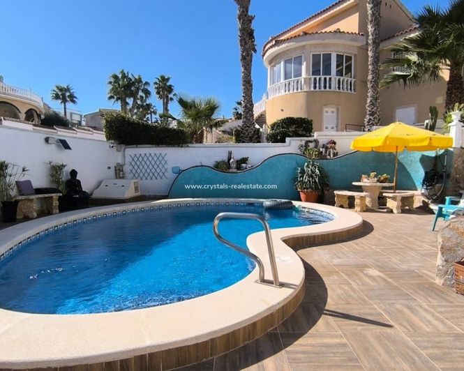 Image No.18-3 Bed Villa for sale