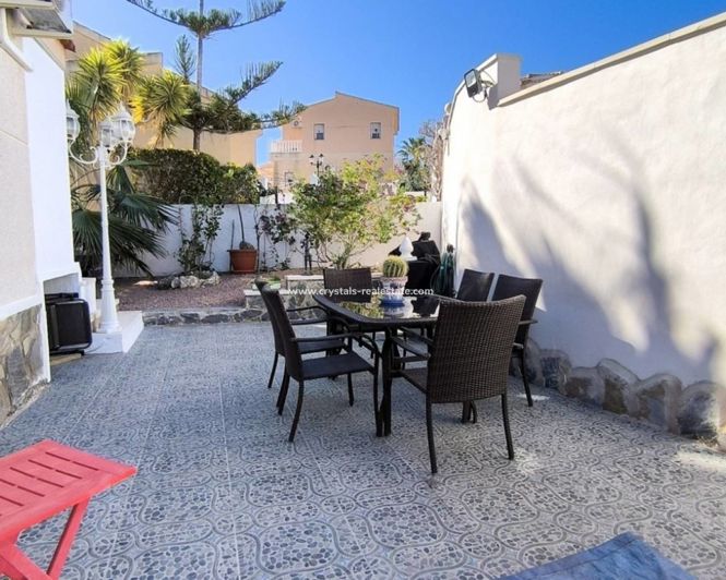 Image No.23-3 Bed Villa for sale
