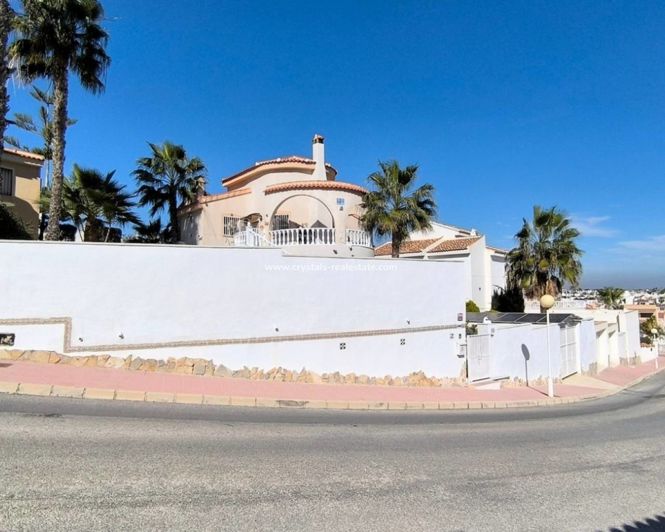 Image No.25-3 Bed Villa for sale