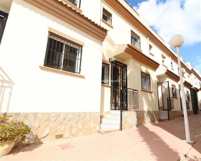 Image No.16-Maison de ville de 3 chambres à vendre à Torrevieja