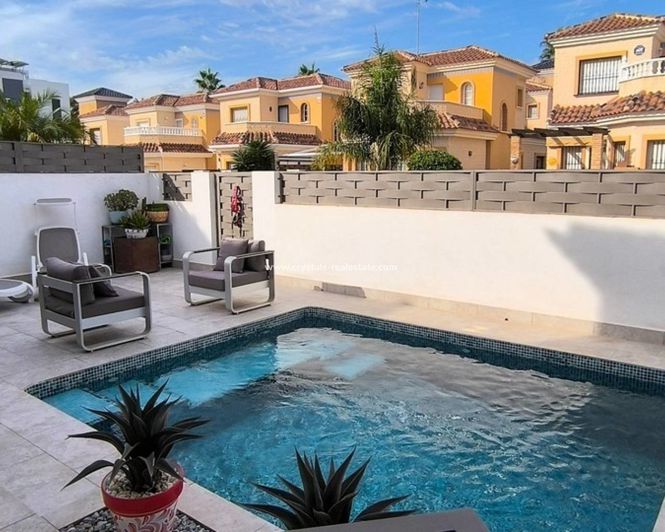 Image No.27-2 Bed Villa for sale
