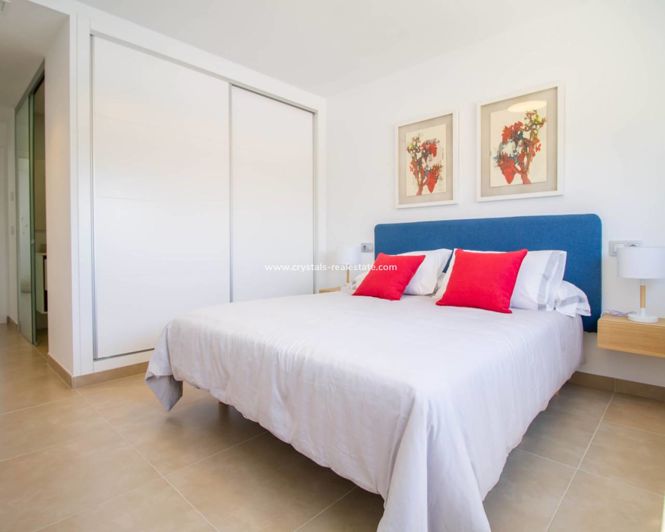 Image No.24-2 Bed Apartment for sale