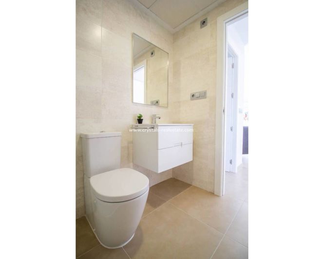Image No.29-2 Bed Apartment for sale