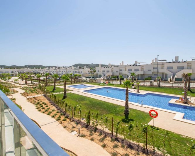 Image No.38-2 Bed Apartment for sale