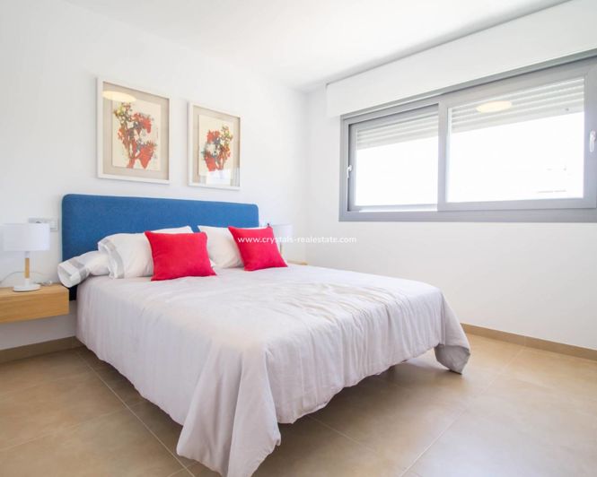 Image No.7-2 Bed Apartment for sale