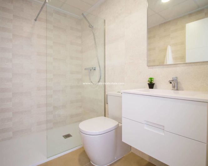 Image No.8-2 Bed Apartment for sale
