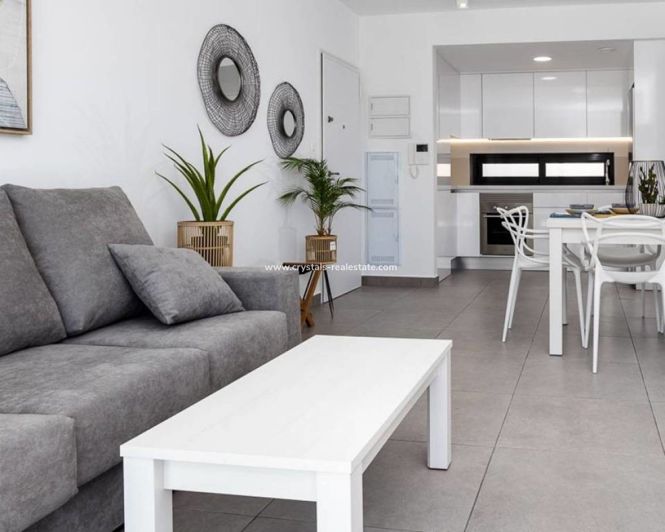 Image No.17-2 Bed Apartment for sale