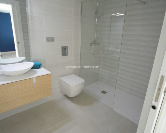 Image No.23-2 Bed Bungalow for sale