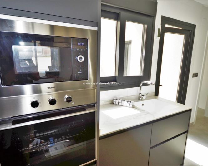 Image No.6-2 Bed Bungalow for sale