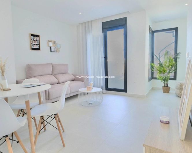 Image No.10-4 Bed Villa for sale