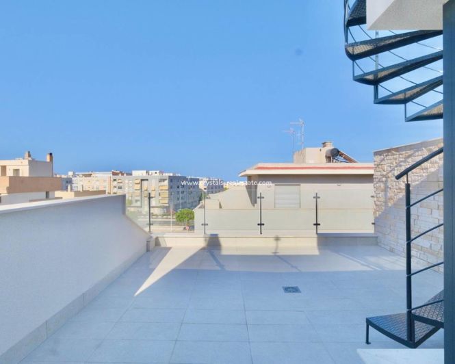 Image No.19-4 Bed Villa for sale