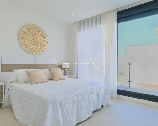Image No.23-4 Bed Villa for sale