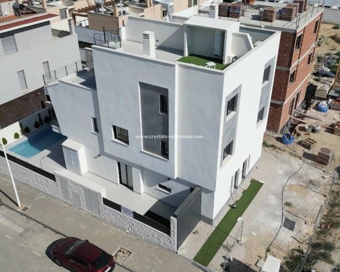 Image No.49-4 Bed Villa for sale