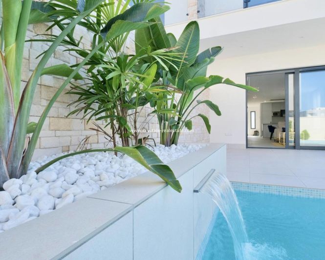 Image No.5-4 Bed Villa for sale