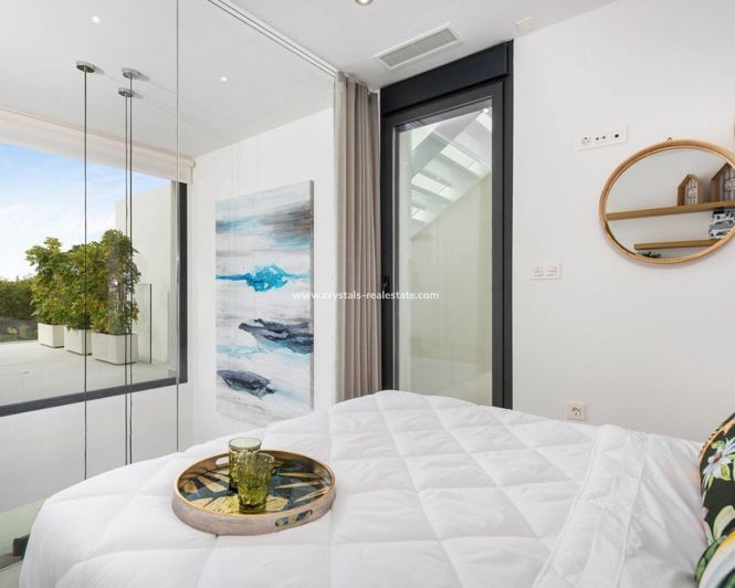 Image No.12-3 Bed Villa for sale