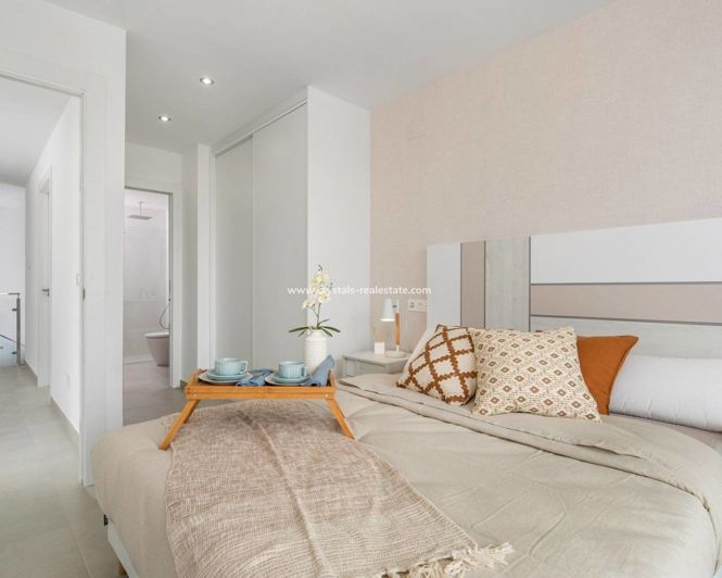 Image No.16-3 Bed Villa for sale