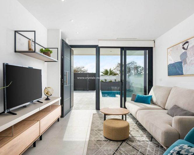 Image No.6-3 Bed Villa for sale