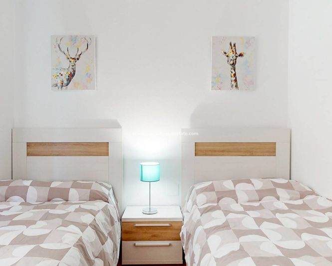 Image No.9-3 Bed Property for sale