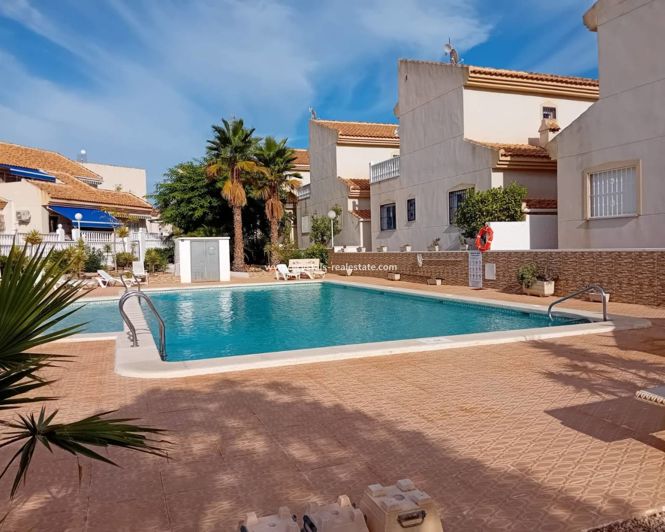 Image No.2-3 Bed Property for sale