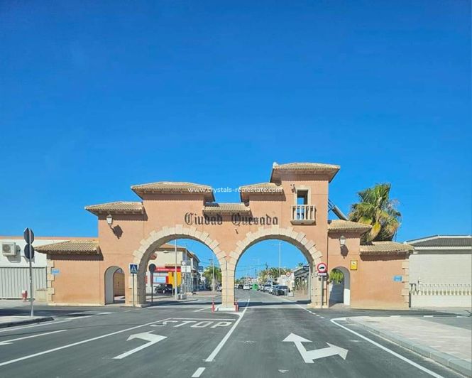 Image No.25-3 Bed Property for sale