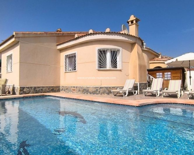 Image No.1-3 Bed Villa for sale