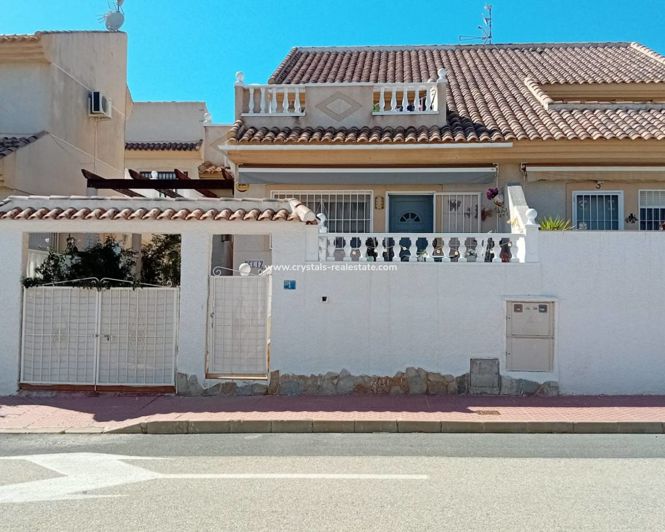 Image No.1-2 Bed House for sale