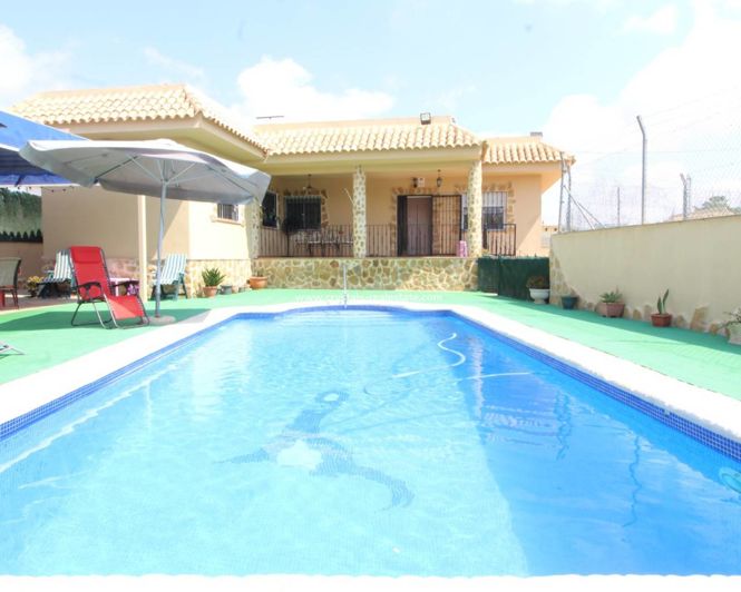 Image No.1-5 Bed Villa for sale