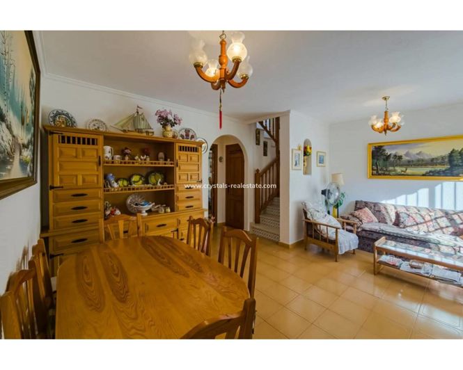 Image No.5-3 Bed Property for sale