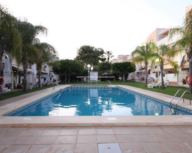 Image No.1-3 Bed Property for sale