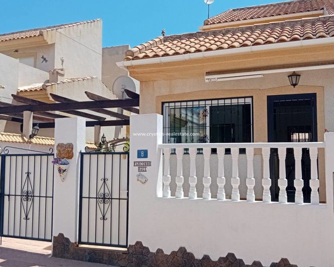 Image No.27-3 Bed Property for sale