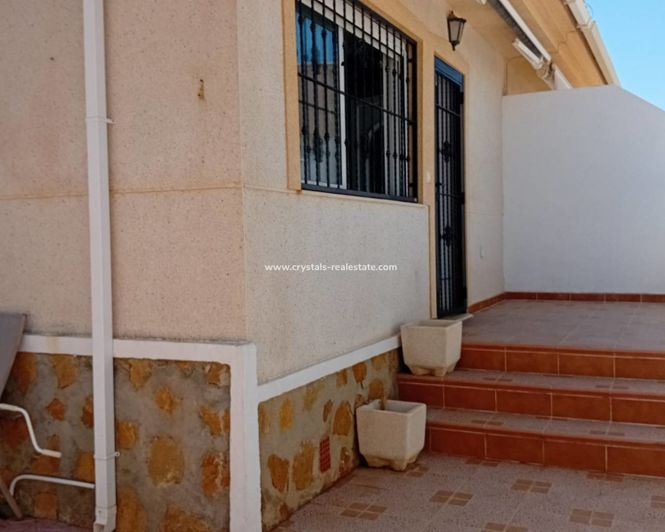 Image No.28-3 Bed Property for sale