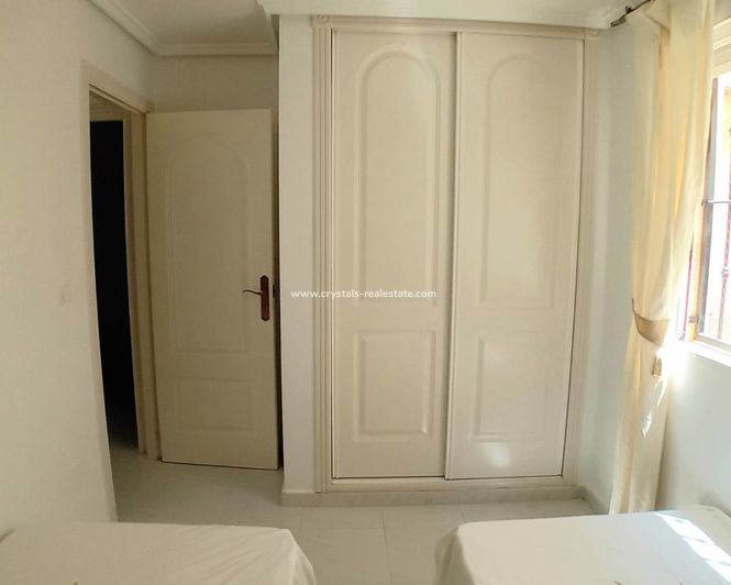 Image No.32-3 Bed Property for sale