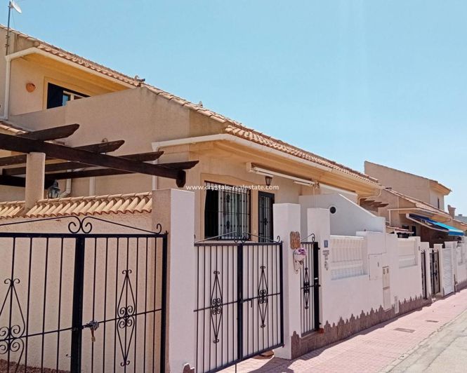 Image No.1-3 Bed Property for sale