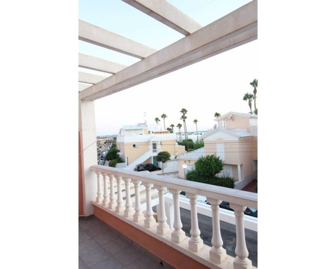 Image No.28-4 Bed Property for sale