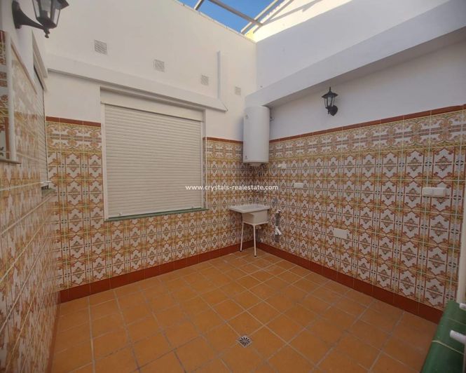 Image No.12-3 Bed Apartment for sale