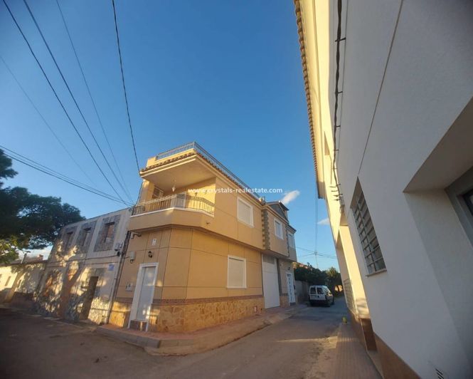 Image No.5-3 Bed Apartment for sale