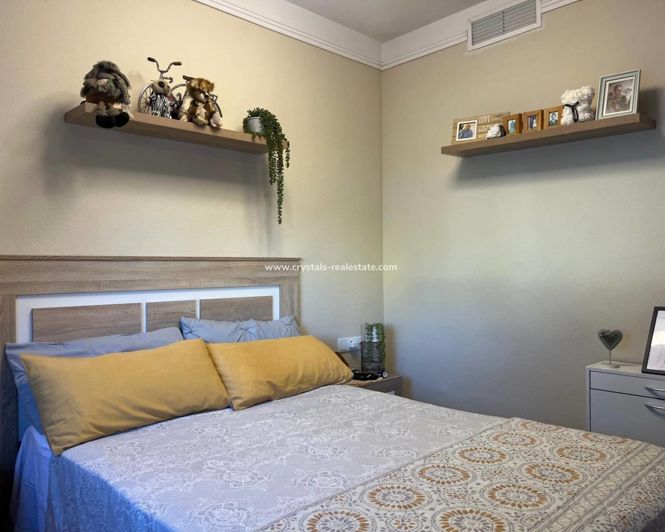 Image No.20-4 Bed Apartment for sale