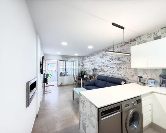 Image No.9-2 Bed Apartment for sale