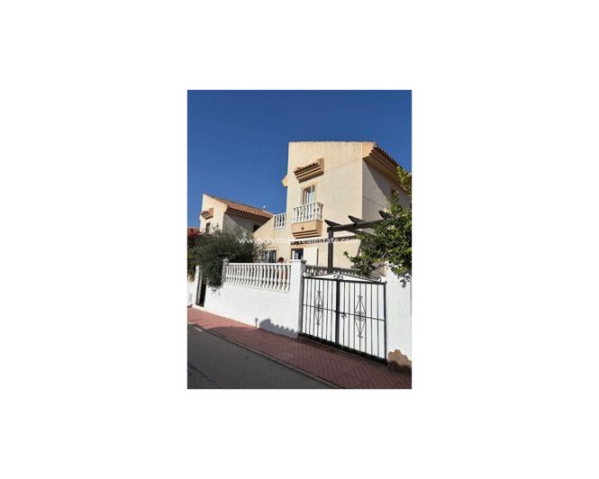 Image No.34-3 Bed Villa for sale