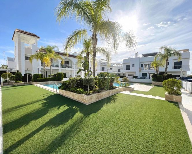 Image No.23-2 Bed Apartment for sale