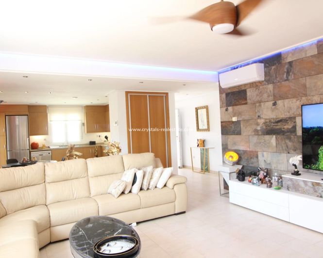 Image No.11-3 Bed Apartment for sale