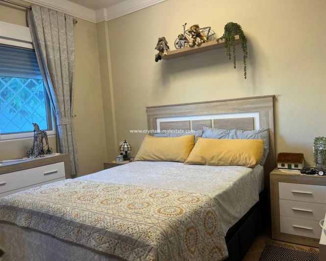 Image No.8-4 Bed Apartment for sale