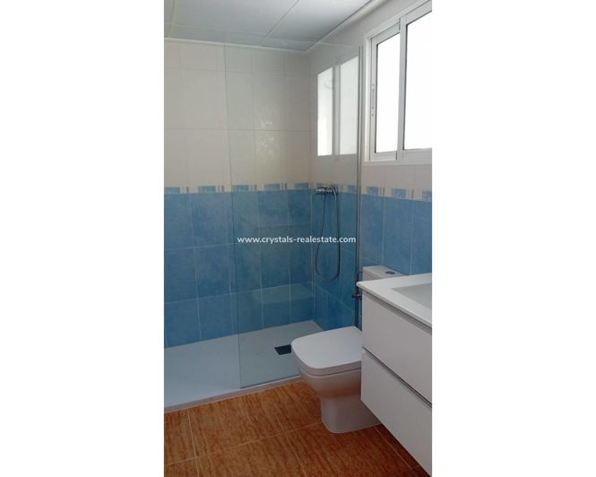 Image No.10-Villa de 4 chambres à vendre à Castalla