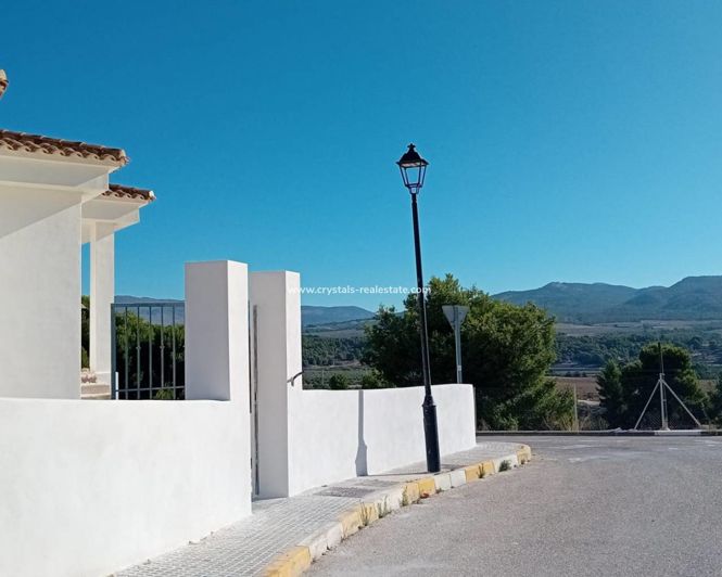 Image No.2-Villa de 4 chambres à vendre à Castalla