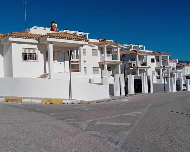 Image No.3-Villa de 4 chambres à vendre à Castalla