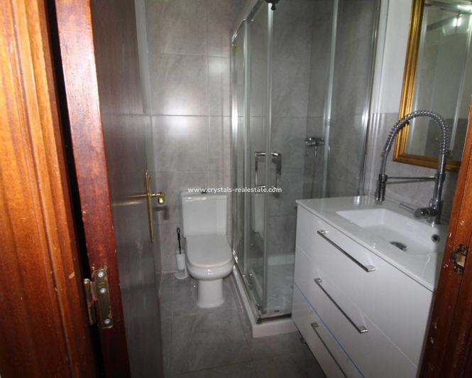 Image No.18-4 Bed Apartment for sale