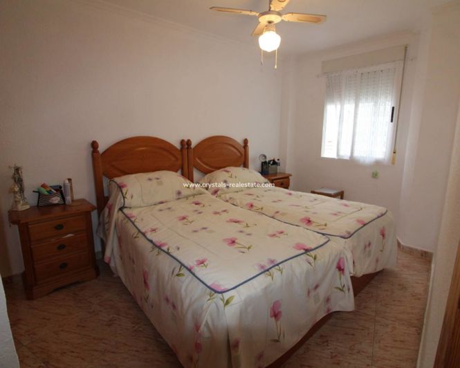 Image No.20-3 Bed Apartment for sale