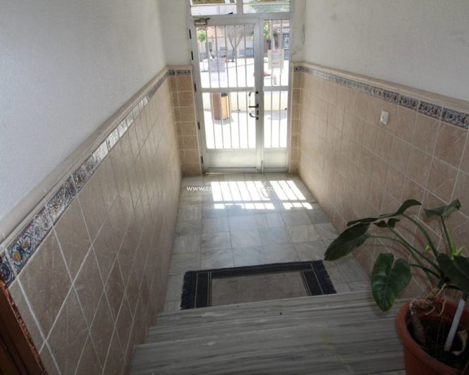 Image No.21-3 Bed Apartment for sale