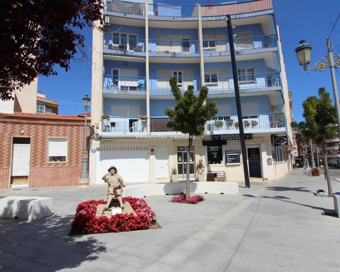 Image No.22-3 Bed Apartment for sale