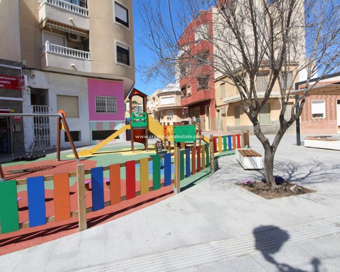 Image No.24-3 Bed Apartment for sale